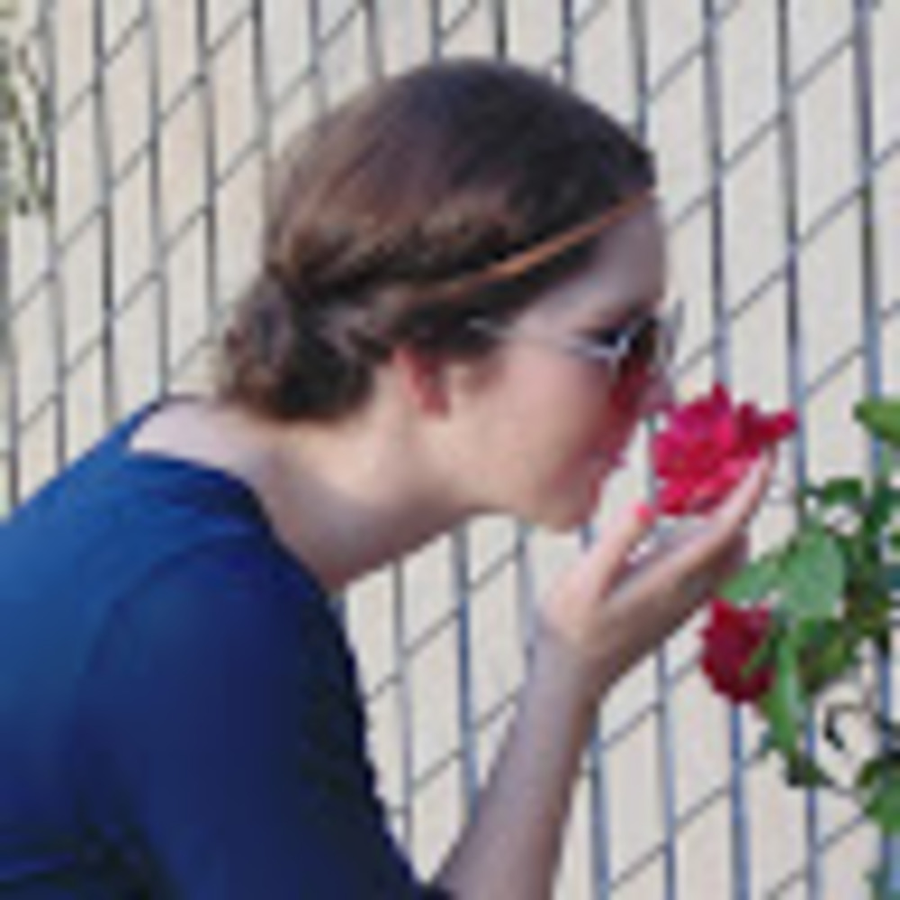 Meet your Posher, Alexis